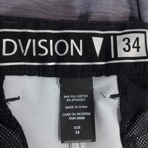 Division Short (W36)